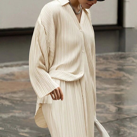 Apricot Casual Women's Solid Color Turn-Down Collar Top And Loose Pants - Picture 2 of 3